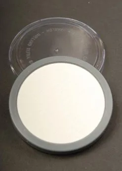 Deluxe White Vampire Cake Make-Up